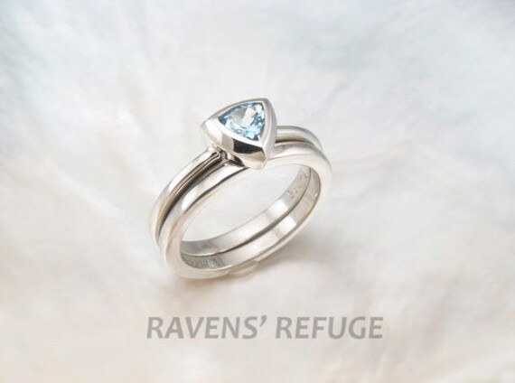 aquamarine engagement ring and palladium wedding band set