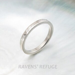 2mm platinum wedding band / stacking ring with waterfall hammering image 2