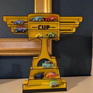 Estante de exhibición estilo trofeo para autos Mattel Mini Racers o autos de fundición del mismo tamaño imagen 4