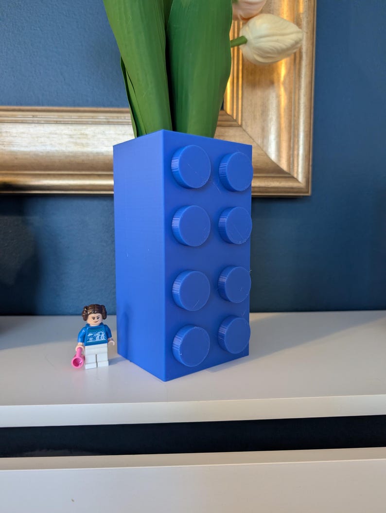 Jarrón impreso en 3D inspirado en bloques de construcción / Maceta geométrica con forma de ladrillo / Decoración única de pixel art / Regalo para constructores / Varios colores DARK BLUE