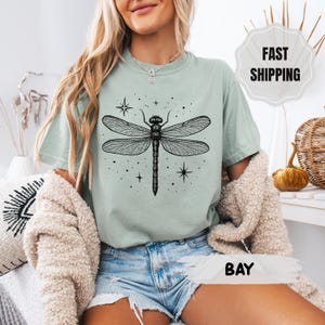 Comfort Colors Dragonfly shirt, Cottagecore Tshirt, Cute Women T-shirt, Cute Dragonfly Tee, Cute Women Gift, Boho Girly Gift,Botanical Shirt