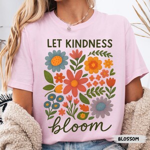 Camiseta "Deja que la bondad florezca", camiseta retro floral de colores cómodos para el Día Mundial de la Bondad. imagen 3