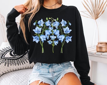 Comfort Colors® Blue Flower Bouquet Shirt, Flower Lover Shirt, Retro Floral Shirt, Flower Shirt, Plant Ladies Shirt, Gift for Nature Lover
