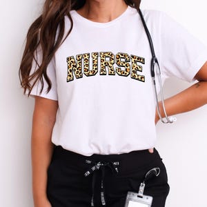 Leopard Krankenschwester Shirt, Krankenschwester T-Shirt, RN Shirt, Nursing School Shirt, Krankenschwester Shirt, Krankenschwester Geschenk Tee, für Krankenschwester Top