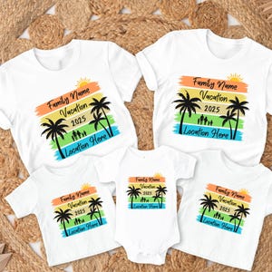 Benutzerdefiniertes Familienurlaubs-Shirt, personalisiertes Familien-Shirt, Familienausflug 2025, individuelles Sommerferien-T-Shirt, Familienfoto-T-Shirt, Gruppen-T-Shirt