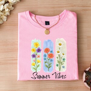 Summer Vibes Shirt, Floral Summer Shirt, Watercolor Summer Vibes T-shirt, Trendy Summer Shirt, Retro floral Summer Tee Gift, Flower shirt