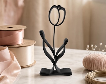 Minimalist Lily Bud Sculpture: Modern Home Decor, Desk Line Art
