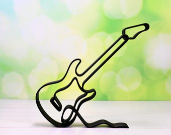 Escultura de arte lineal de guitarra eléctrica: decoración musical minimalista