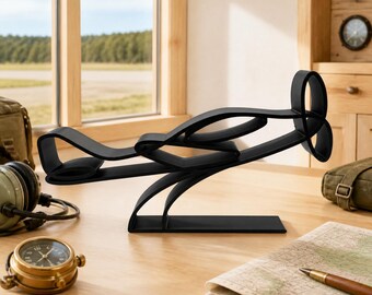Retro Airplane Decor: Minimalist Line Art, Aviation Gift