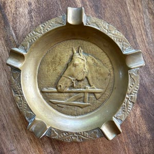 Vintage Brass Ashtray with Equestrian Relief – Horse Head and Bridle Design – 1950s Brass Catchall