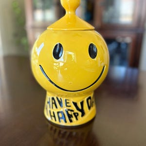 Vintage Mccoy “have a Happy Day” Smiley Face Cookie Jar - Etsy