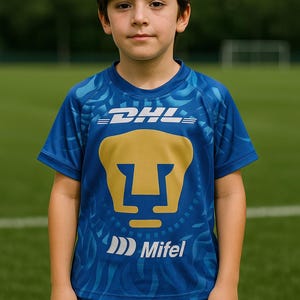 Pumas de la UNAM Kids Soccer Set. Uniforme para niño de Pumas. Unbranded