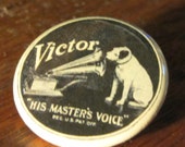 Nipper the RCA Victor Mascot 1.25 inch Pinback Button