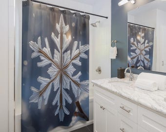 Cortina de ducha elegante con copos de nieve invernales, decoración navideña para el baño, accesorio para el hogar con temática invernal, diseño de copos de nieve para un ambiente de temporada.