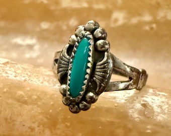 Vintage Native American Bell Trading Post Hematite Sterling Silver