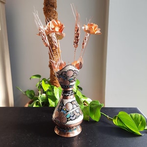 Handmade Copper Vase with Rose Engraving and 8 Copper Flowers–Turkish Home Decor, Boho Table Centerpiece -Handcrafted Vintage Copper Pitcher