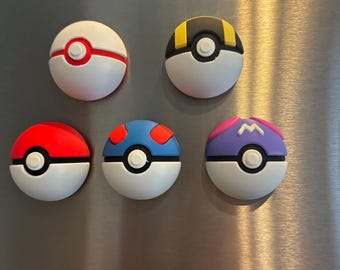 Pokeball themed magnets! (Set of five)