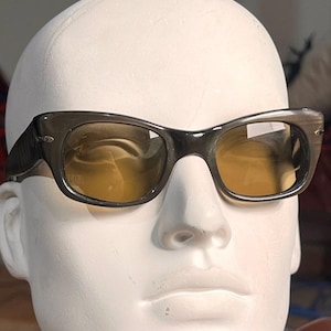 Occhiali da sole vintage Persol Ratti 6200 originali, Italia, colore grigio, molto rari.