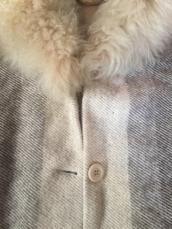Vintage Women's Rusk & Finch Wool Fur Collar Cape… - image 3