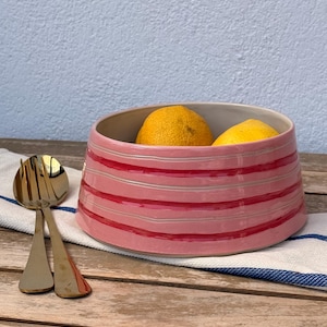 Handmade ceramic pasta bowl | Pink ceramic bowl | Salad bowl | Fruit bowl | Modern bowl | Unique piece