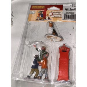 Lemax Christmas Figurines & Miniature Accessories Set