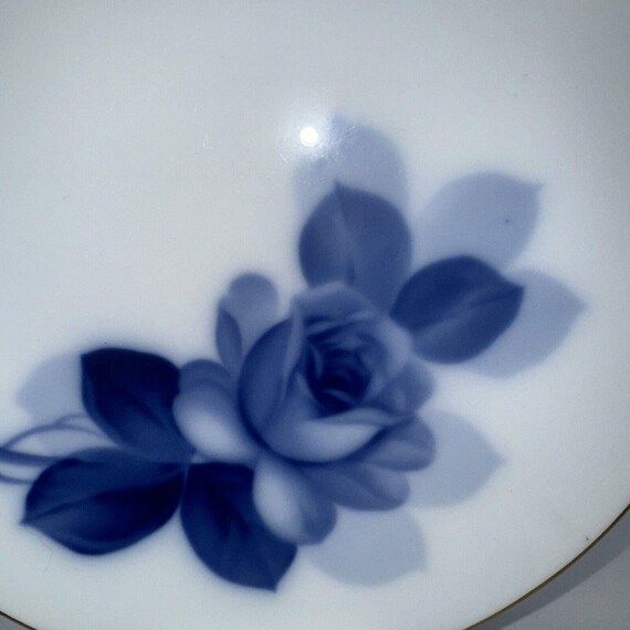 Okura Blue Rose Luncheon Plates 9
