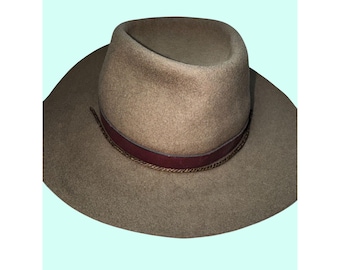 ブラウンのウールフェルト製つば広フェドラハット、アメリカ製、ヴィンテージ