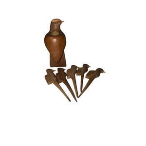Soporte de madera con forma de pájaro, de estilo folclórico, con 6 tenedores para palillos/aperitivos.