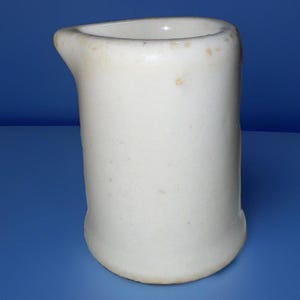 Chunky Ironstone Restaurant Ware Ceramic Creamer/ Syrup Cup Primitive Farmhouse