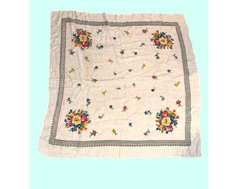 4フィート ヴィンテージ 1950年代 花柄 フェイク刺繍プリント リネン製正方形テーブルクロス