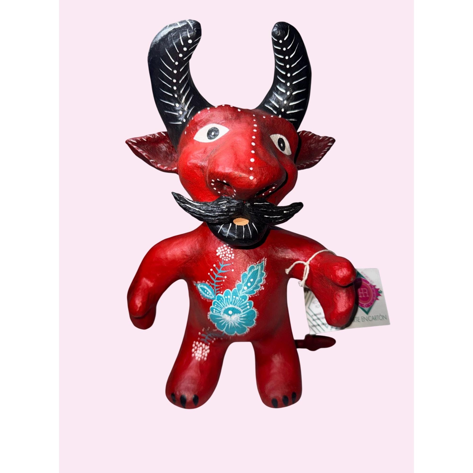 エルマナス・ロドリゲス作 手作りの張り子製赤い悪魔の置物 10インチ
