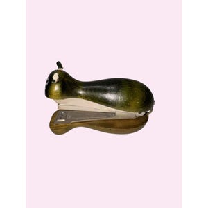 Vintage Mid Century Cat Shaped Desk Stapler Made In Japan Wood & Metal Design Decorative Office Supply