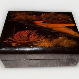 Vintage Kanazawa Black Lacquer Trinket Box Gold Leaf Wood Hand Painted *Flaking*