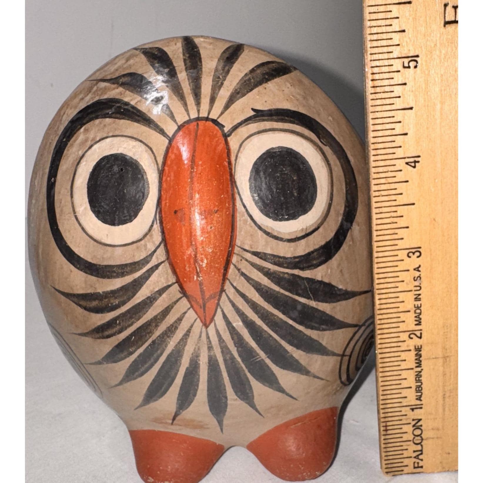 手作りの陶器製フクロウの置物 大胆な黒とオレンジのデザイン メキシコ