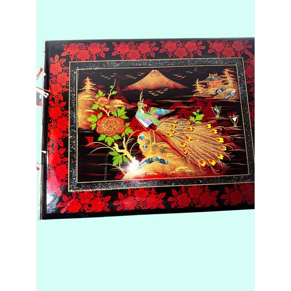 アート・デザイン・音楽 JUJIHUN OFFICIAL PHOTOGRAPH LANDMARK BOX Japanese Musical Black & Red Lacquer Photo Album Peacock Mother of