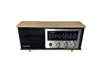Panasonic FM AM Vintage Tabletop Radio Model RE-6288 Not Working 1970s