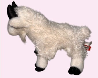 手作りのリアルなヤギのぬいぐるみ：OOAKのぬいぐるみ農場の動物