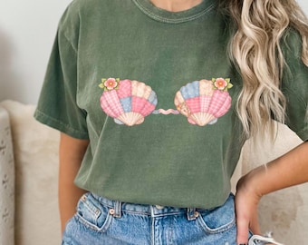 Camiseta con diseño de conchas marinas, ideal como regalo para amantes de la playa. Camiseta con estampado de conchas marinas y patchwork de imitación. Conjunto perfecto para vacaciones de verano. Camiseta a juego para un viaje a la playa.