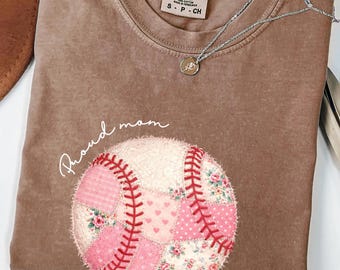 Camiseta de béisbol Comfort Colors, idea de regalo para mamás aficionadas al béisbol, atuendo para el día del partido, camiseta con estampado de retazos y espíritu de equipo, linda camiseta de temporada de béisbol para niñas