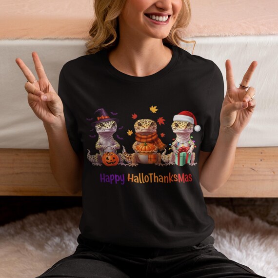 Hallo thanksmas Png, lizard shirt png, funny opossum svg, lizard sublimation, thanksgiving 2025, thanksgiving friends, Happy Halloween Png