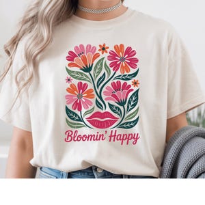 Vetores de flores fofas - flor vibrante e fofa - almofadas de flores fofas - vasos de flores fofos - relógio de flores boho - flor sorridente boho - flor com raio png
