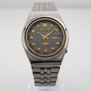 Authentic Vintage Citizen Automatic 8200A Day - Date Men&#39;s Wrist Watch