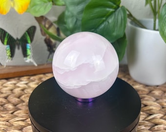 Esfera de cristal pulido de calcita manganeso rosa natural, cristal curativo para la compasión, chakra del corazón/corona, reactivo a los rayos UV.