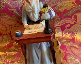 Figura de porcelana del premio Avon de 1985