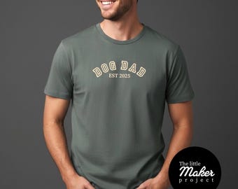 Gepersonaliseerde hond vader est jaar T-shirt, aangepaste vacht baby aankondiging T-shirt, nieuwe puppy eigenaar cadeau, katoen huisdier minnaar top, Varsity Athletic