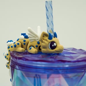 Berries and Cream Dragon Straw Topper