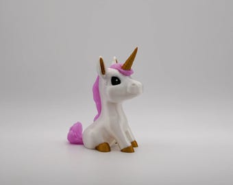 3D-geprint eenhoornbeeldje, gouden hoorn en roze manen