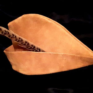 Robin Hood Hat - Tan Suede