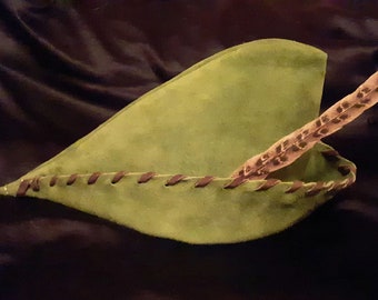 Child's Robin Hood Hat - Moss Green Suede, Chocolate Trim