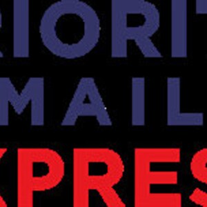 Puede incluir: Logotipo de Priority Mail Express con una estrella azul a cada lado de la palabra "MAIL" y la palabra "EXPRESS" en rojo.